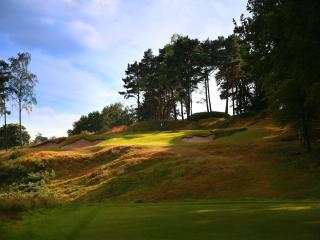 images/Courses/Broadstone/4-Broadstone-6th.jpg
